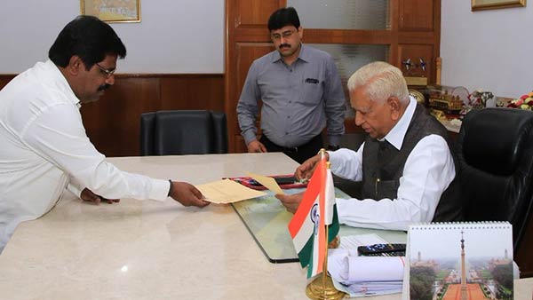 H.Nagesh, independent MLA withdraw his support to the Karnataka government 