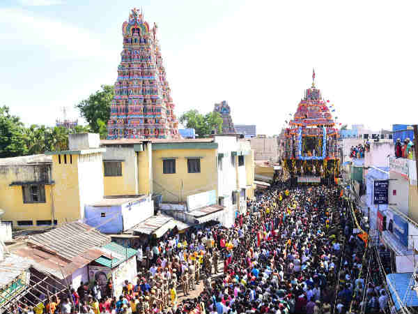 ரத வீதிகளில் வலம் வந்த தேர்கள்