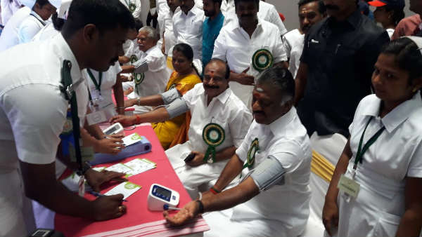 584 appointment orders for medical officers; Chief Minister Palanisamy Presented 