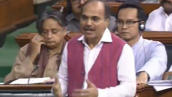 நாடாளுமன்றத்தில் அமளி நாடாளுமன்றத்தில் அமளி