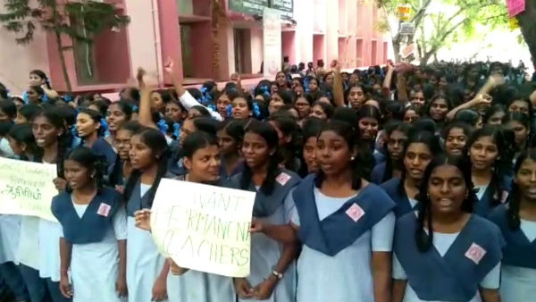 மகிழ்ச்சியுடன் வரவேற்பு