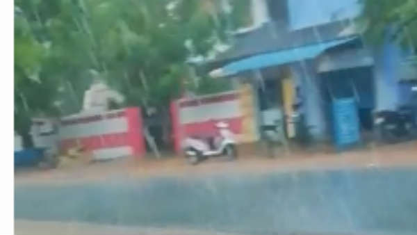 Thundershowers in Nellai and Srivilliputhur surroundings.. Peoples are happy Thundershowers in Nellai and Srivilliputhur surroundings.. Peoples are happy
