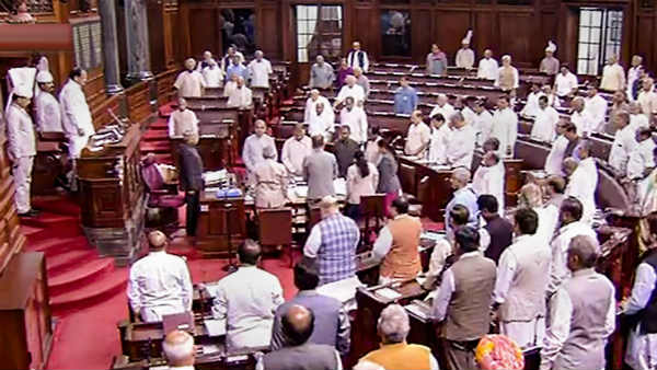 மசோதாவிற்கு எதிர்ப்பு 