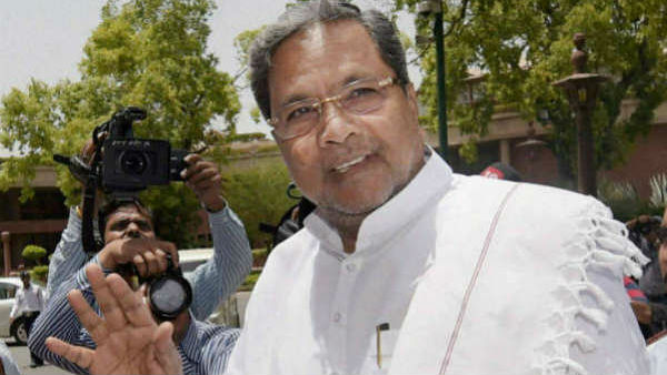 Congress calls Karnataka MLAs meet on tomorrow Congress calls Karnataka MLAs meet on tomorrow