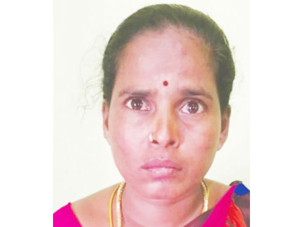 பெண் போலீஸ் சோதனை பெண் போலீஸ் சோதனை