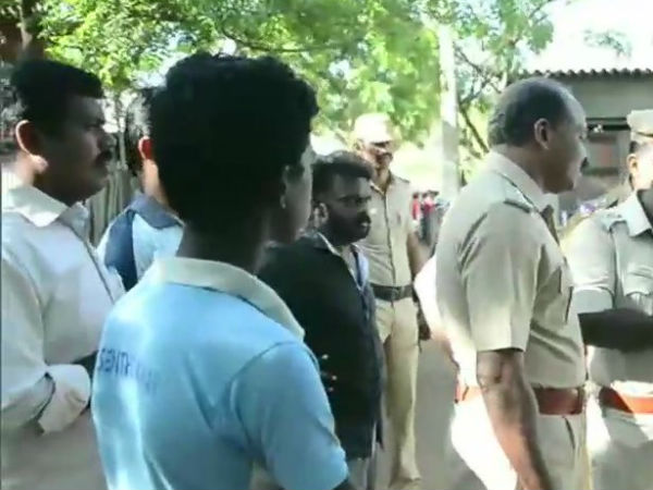 அரிவாள் வெட்டு 