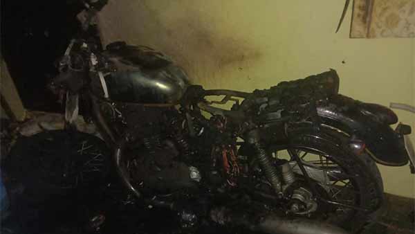 Two bikes fire near Chennai by mysterious people 