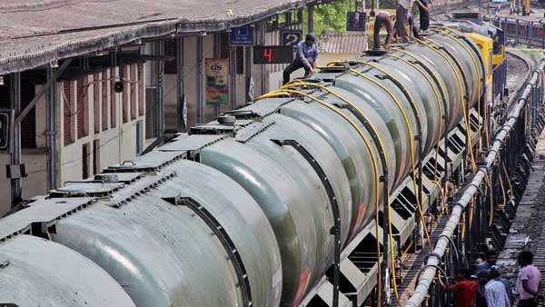 பாதுகாப்பு 