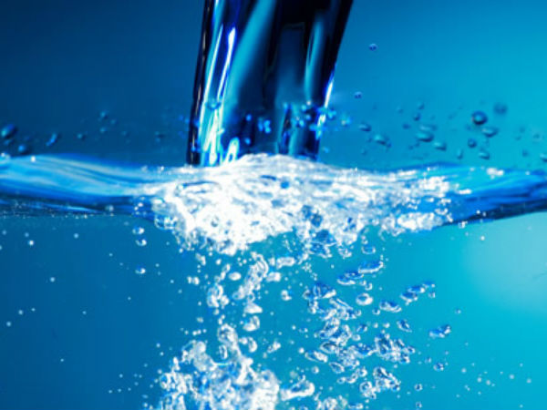  நாம் தண்ணீரை வீணாக்குகிறோம்