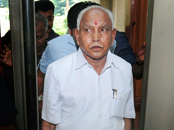 106 பலத்துடன் பாஜக 