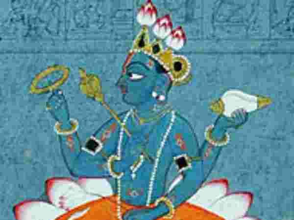 ஆயர்பாடி மாளிகையில்