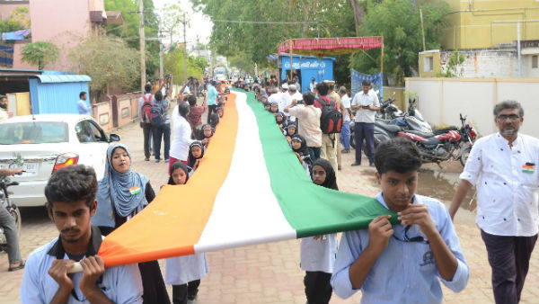 670 foot long national flag rally on independence day 