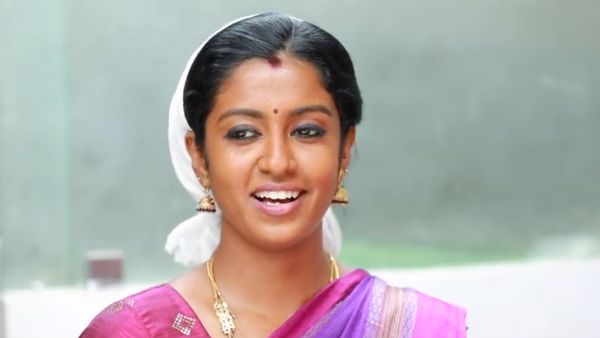 யாரு வீட்டை 