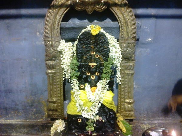 வேலை கிடைக்கும் 