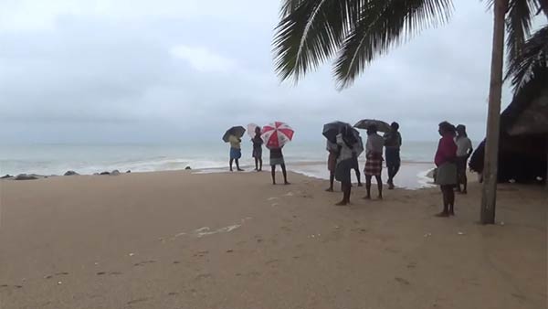 sea erosion hits people alongside kanyakumari shore