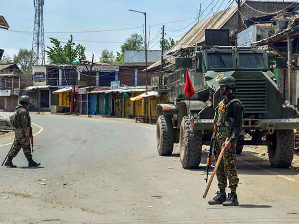 என்ன சொன்னார் 