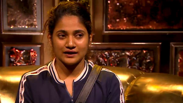 கன்ஃபெக்ஷன் ரூம் 