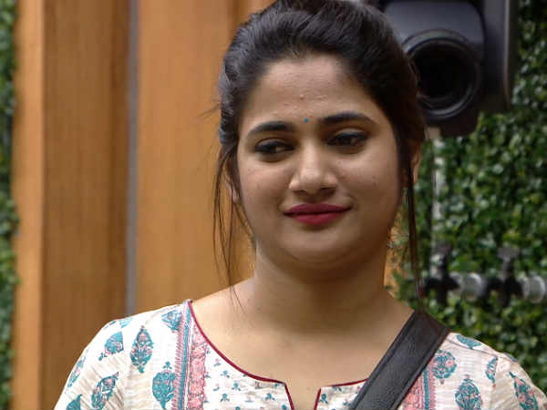 மற்றதை வெளியில 