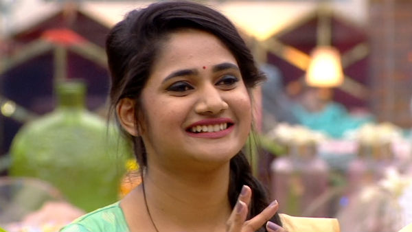 லாஸ்லியா கவின் 