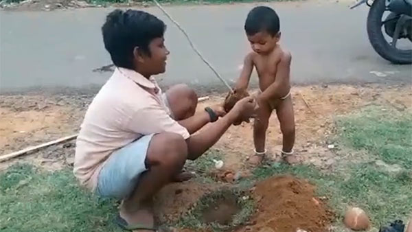 One year babys planting tree video 