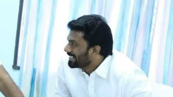  சிரித்து பேசினார்கள் 