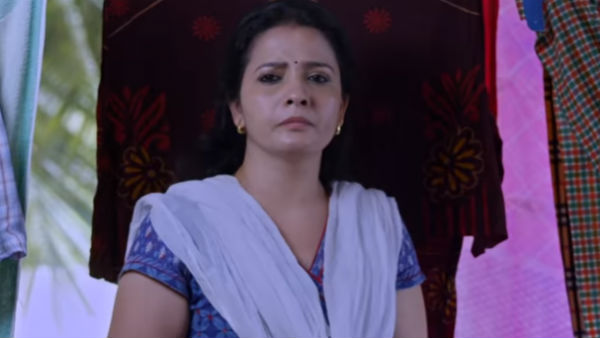 மகள் திவ்யா 