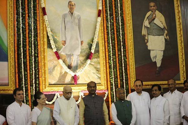 Subramanian Swamy questions Sonia Family on Seven Tamils release issue 