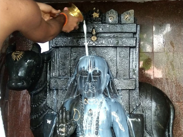 Sri Raghavendra Swamys 348th Aradhana Vizha at Dhanvantri peedam