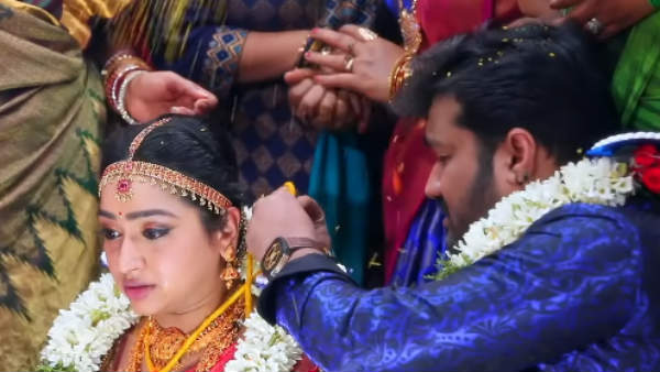 வெளியூர்ல் அமுதன் 