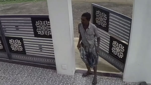 CCTV footage about cycle theft near Erode 