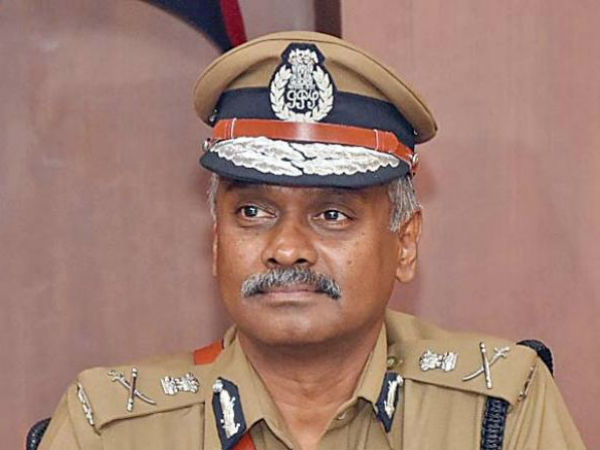 பாராட்டு 