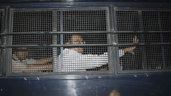 திகார் சிறையில் 