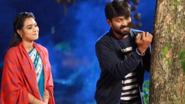  அகிலா மாமா