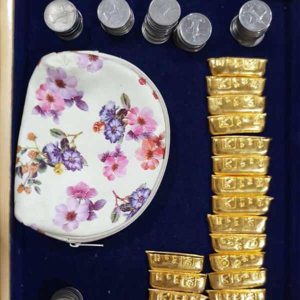 Rs.53.83 lakh worth of smuggling gold Coins seized in Trichy 