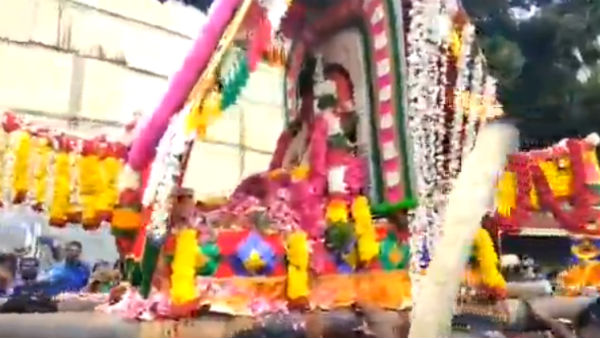 swamy iodls taken to kerala for navarathiri festival swamy iodls taken to kerala for navarathiri festival