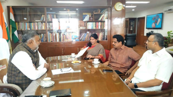 tamilnadu mps to meet central minister prahalad pattil regarding to form keezhadi museum