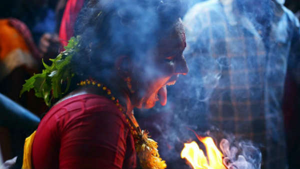 காளி வேடம்