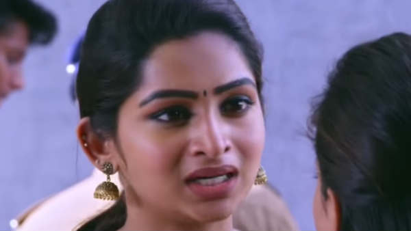 பெண்ணை பேசி பெண்ணை பேசி