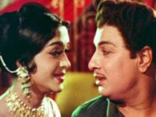  மூக்குத்தி 80 களில் 