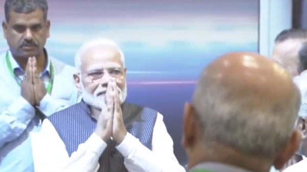 Chandrayaan 2 live updates : Prime Minister Narendra Modi arrives at Bengaluru 