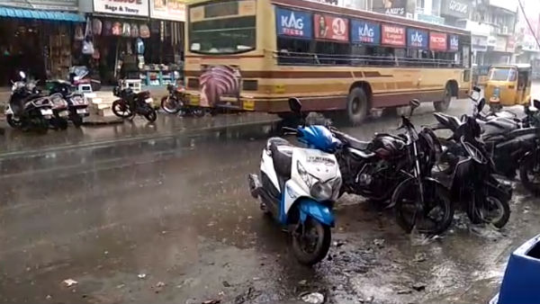 சாலைகளில் 