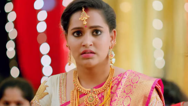 கட் அவுட் வீட்டில் கட் அவுட் வீட்டில்