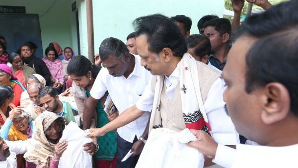 ஸீன் போடுகிறார் ஸ்டாலின் 