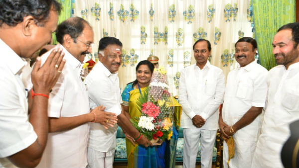 தமிழிசையுடன் வேலுமணி 