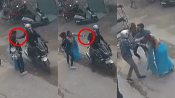 Chain snatchers caught and attacked by two women in Delhi Chain snatchers caught and attacked by two women in Delhi
