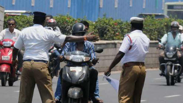 நெட்டிசன்கள் 