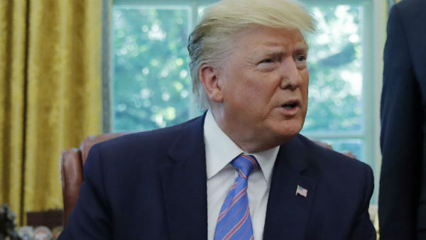 நீக்கினார் 