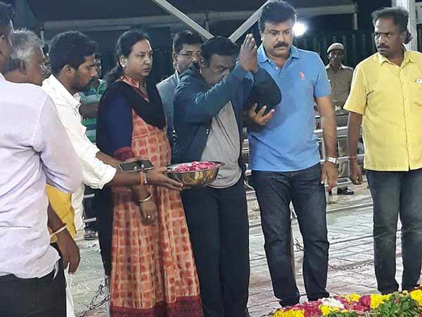 கருணாநிதி சமாதி 