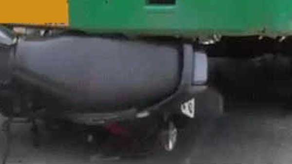 பஸ் சக்கரம் பஸ் சக்கரம்