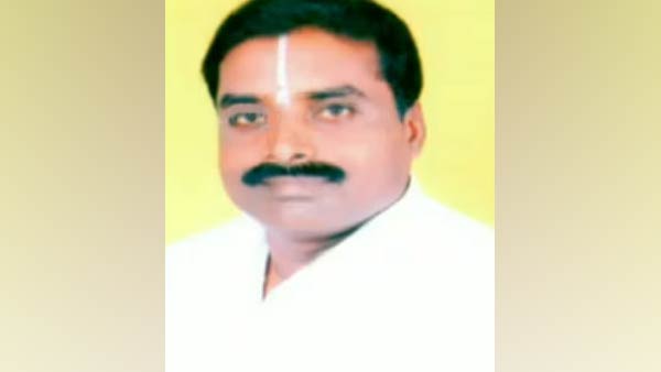 மனோஜ் பாண்டியன் 